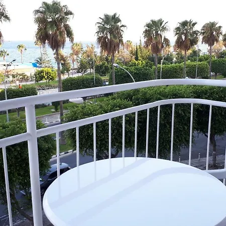 Breathtaking View & Seafront * Modern * At The Beach * Center City *